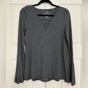 American Eagle Soft&Sexy Black & White Striped Long Sleeve Shirt w/ Bell Sleeve